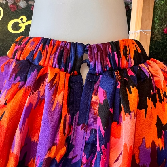 Summer Bright Abstract Print Dress - Picture 7 of 11